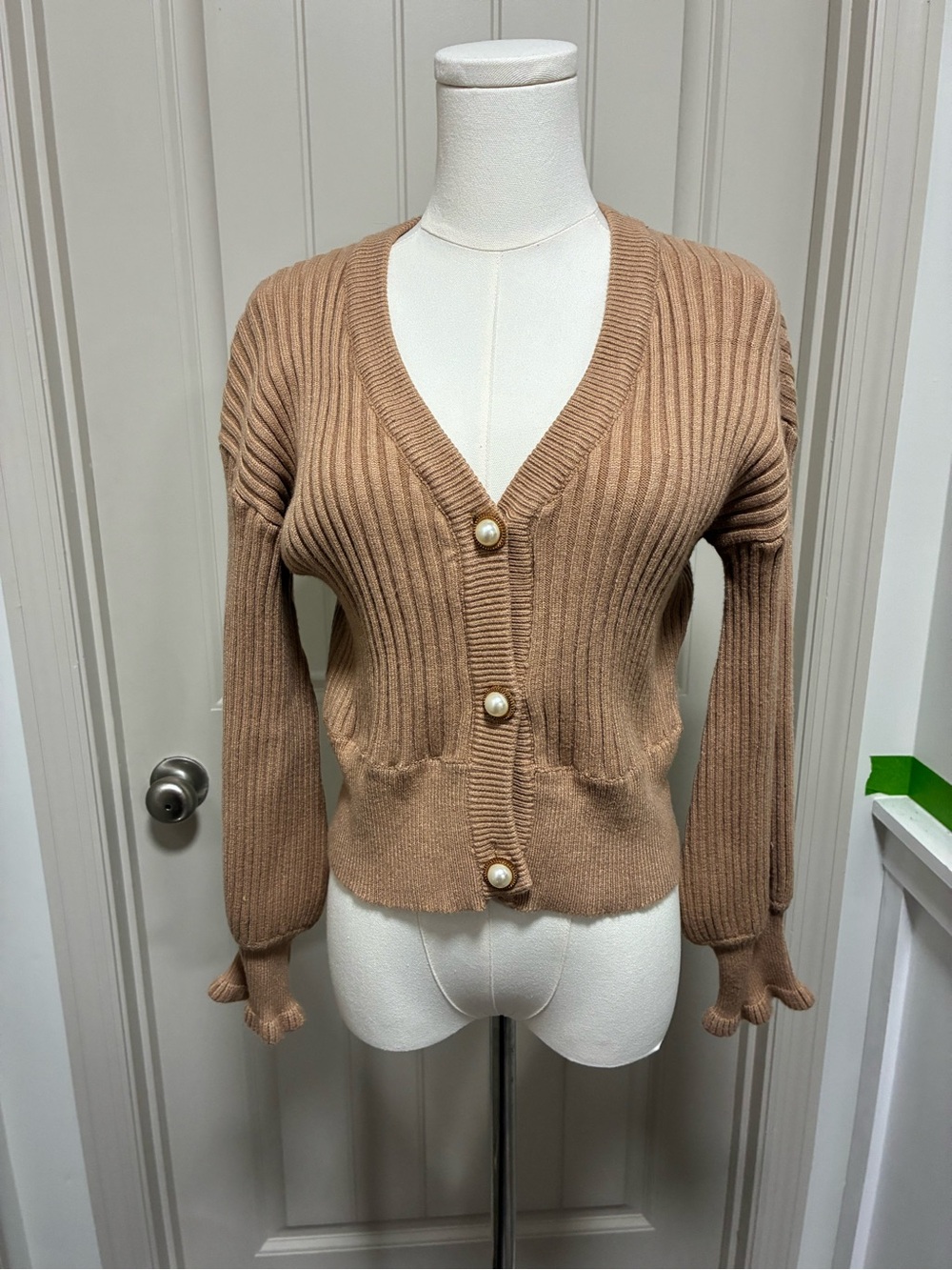 vestique Camel Ribbed V-Neck Cardigan with Pearl Buttons
